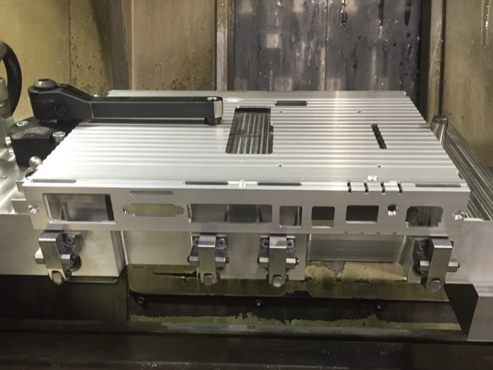 Clamping molds